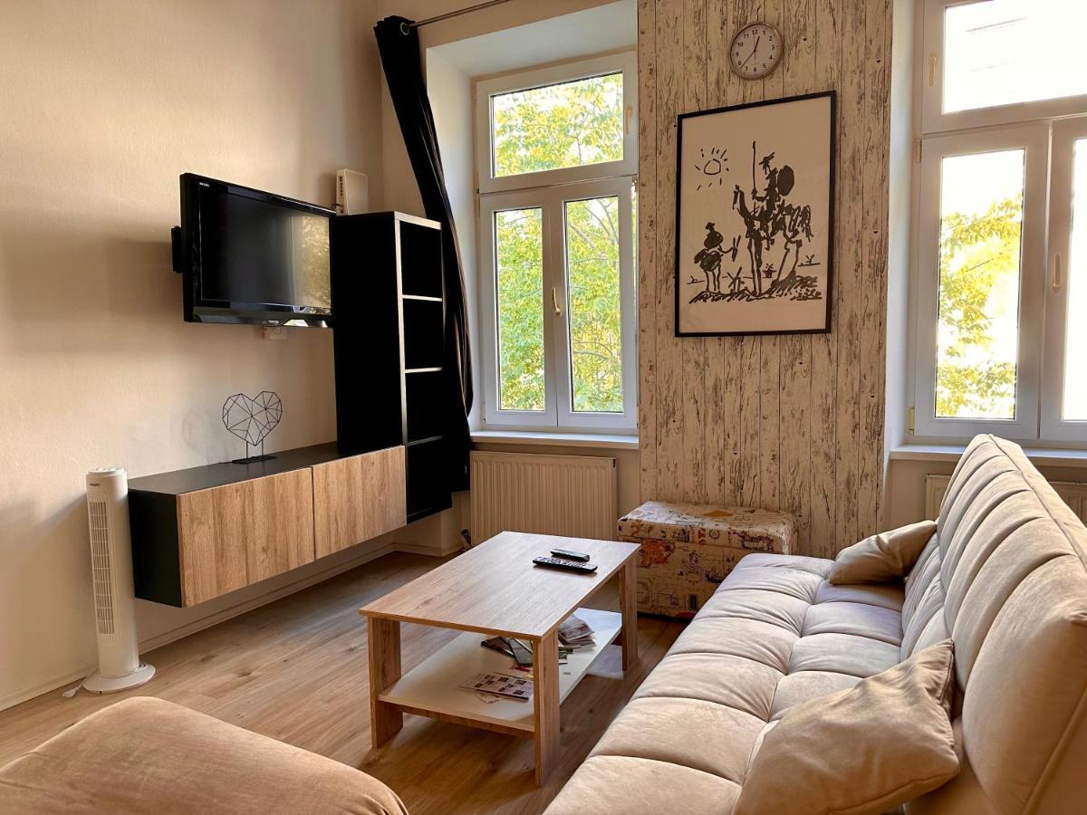 Cozy Elterleinplatz - Quiet & Close To Center *